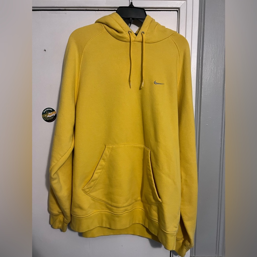 Vintage Nike Hoodie Yellow